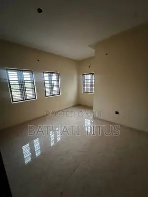 3bdrm Block of Flats in Life Camp for rent