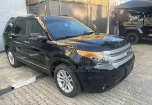 Ford Explorer XLT 4dr 4x4 (3.5L 6cyl 6A) 2013 Black