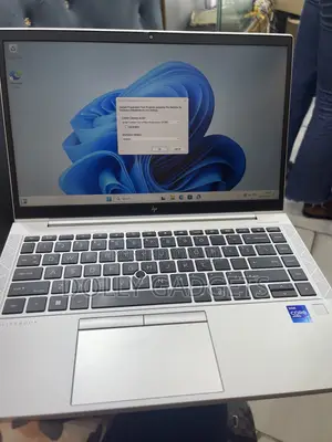 Laptop HP EliteBook 840 G8 8GB Intel Core i7 SSD 256GB
