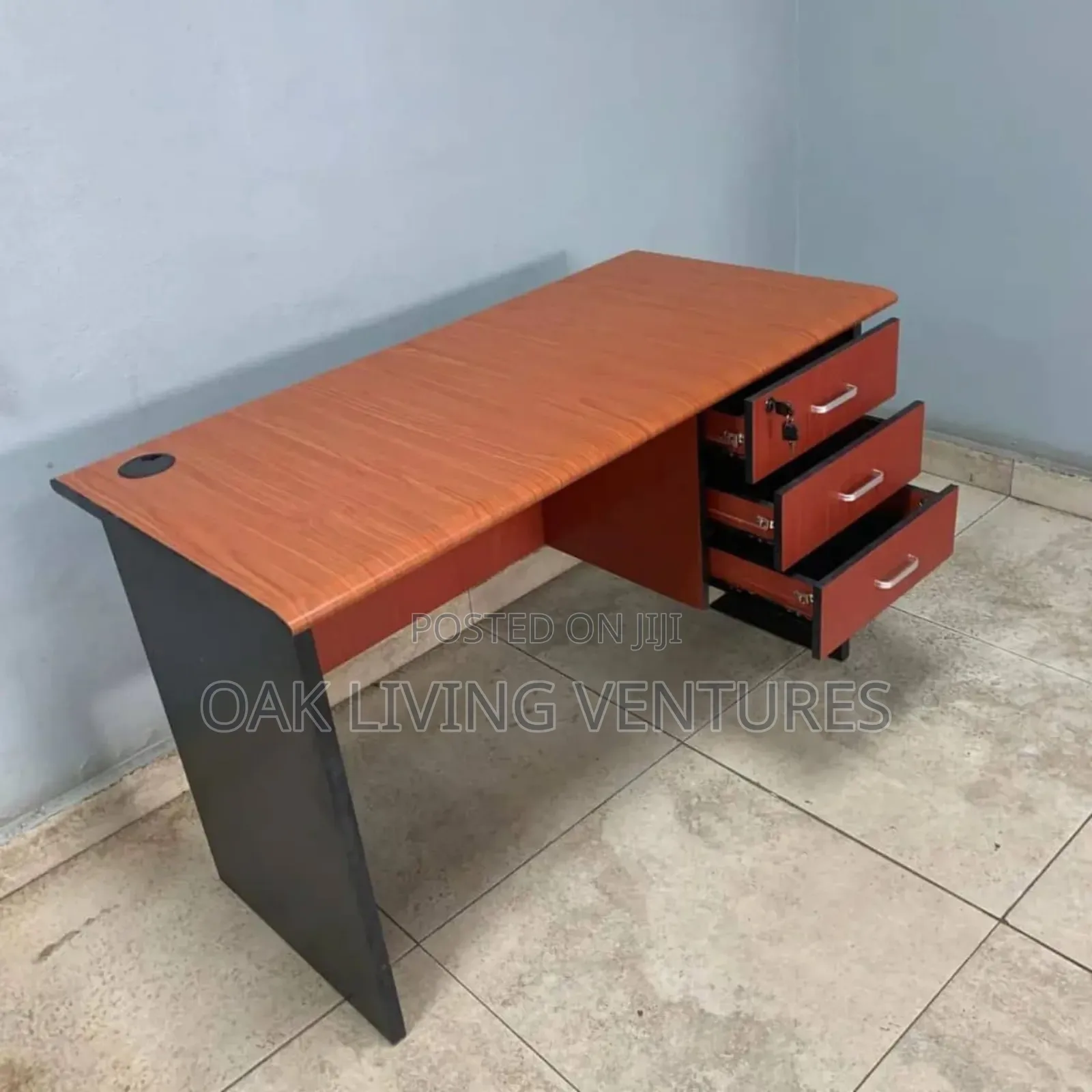 Office Table/Computer Table