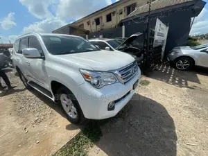 Lexus GX 460 Base 2013 White
