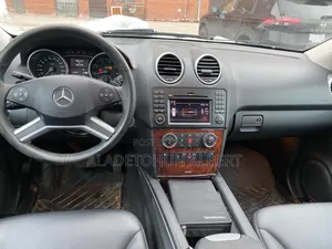 Mercedes-Benz M Class ML 350 4Matic 2010 Gold