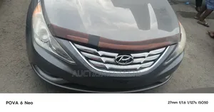 Hyundai Sonata GLS Sedan FWD (2.4L 4cyl 6M) 2012 Gray