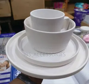 White 16piece Stoneware Dinner Set