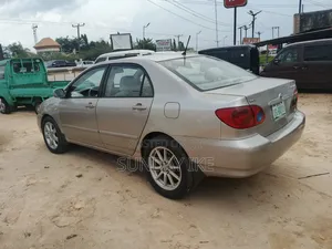 Toyota Corolla 2004 Silver