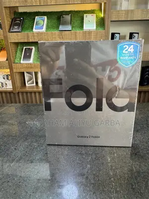 New Samsung Galaxy Z Fold4 512 GB