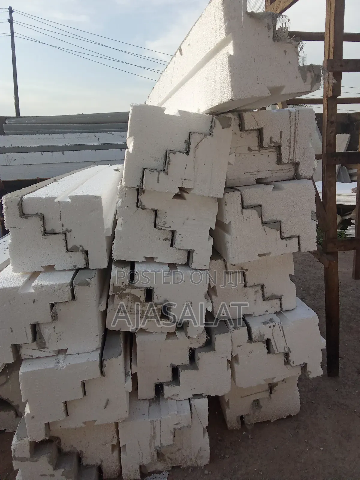 Polystyrene Parapet and Bord