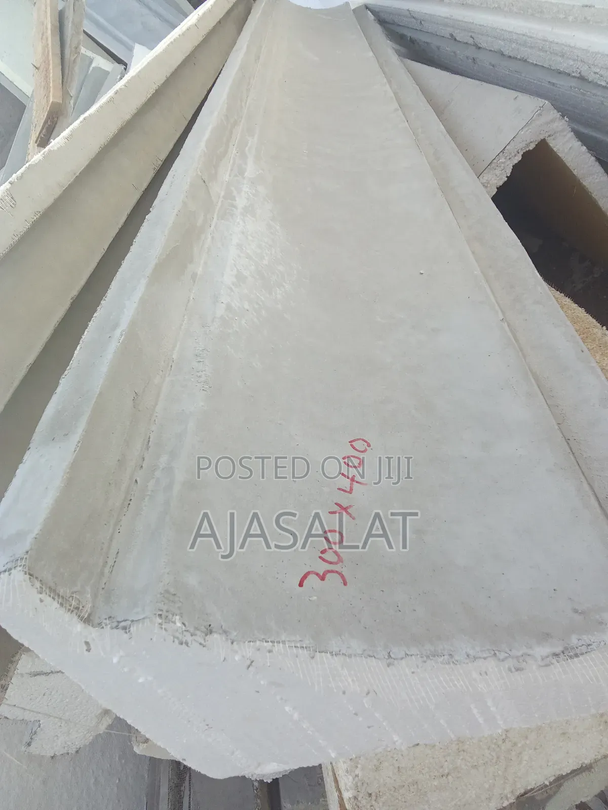 Polystyrene Parapet and Bord