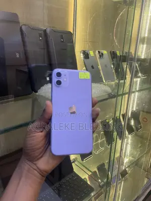 Apple iPhone 11 64 GB Purple