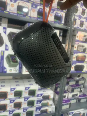 Wuf W50 Portable Wireless Bluetooth Speaker With Radio