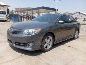 Toyota Camry 2014 Gray