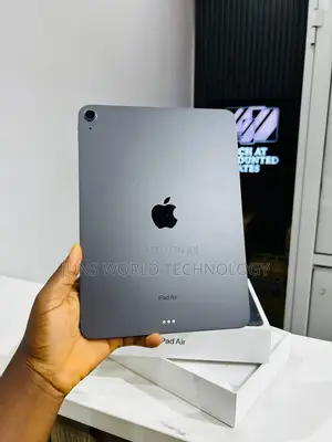 Apple iPad Air (2022) 64 GB Gray