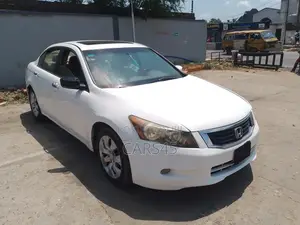 Honda Accord 2009 White