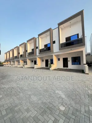 3bdrm Duplex in In An Estate, Sangotedo for sale