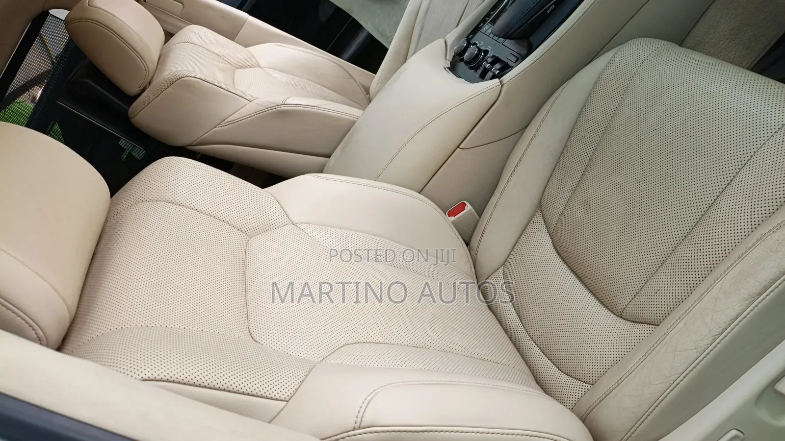 Lexus LX 2017 White
