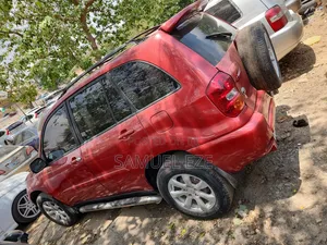 Toyota RAV4 1.8 2004 Red