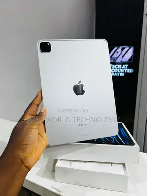 Apple iPad Pro 11 (2022) 128 GB Silver