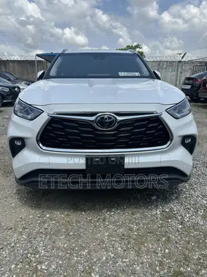 Toyota Highlander Limited AWD 2023 White