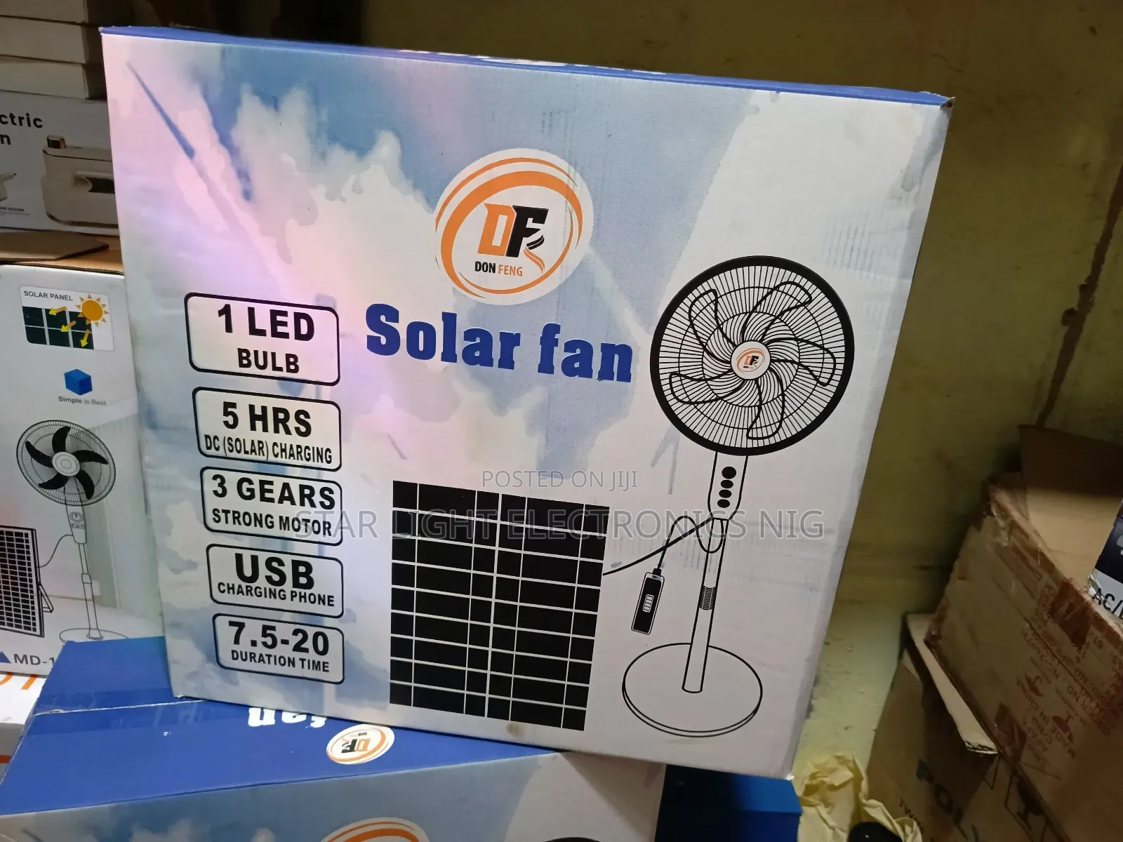 Solar Panels Rechargeable Fan+Bulb