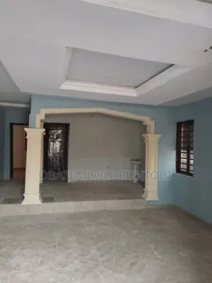 3bdrm House in Olorunda Estate, Ayetoro for sale