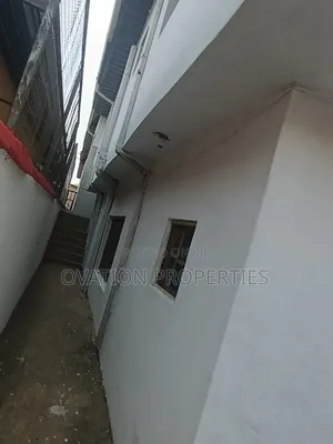 2bdrm Block of Flats in Abaranje for sale
