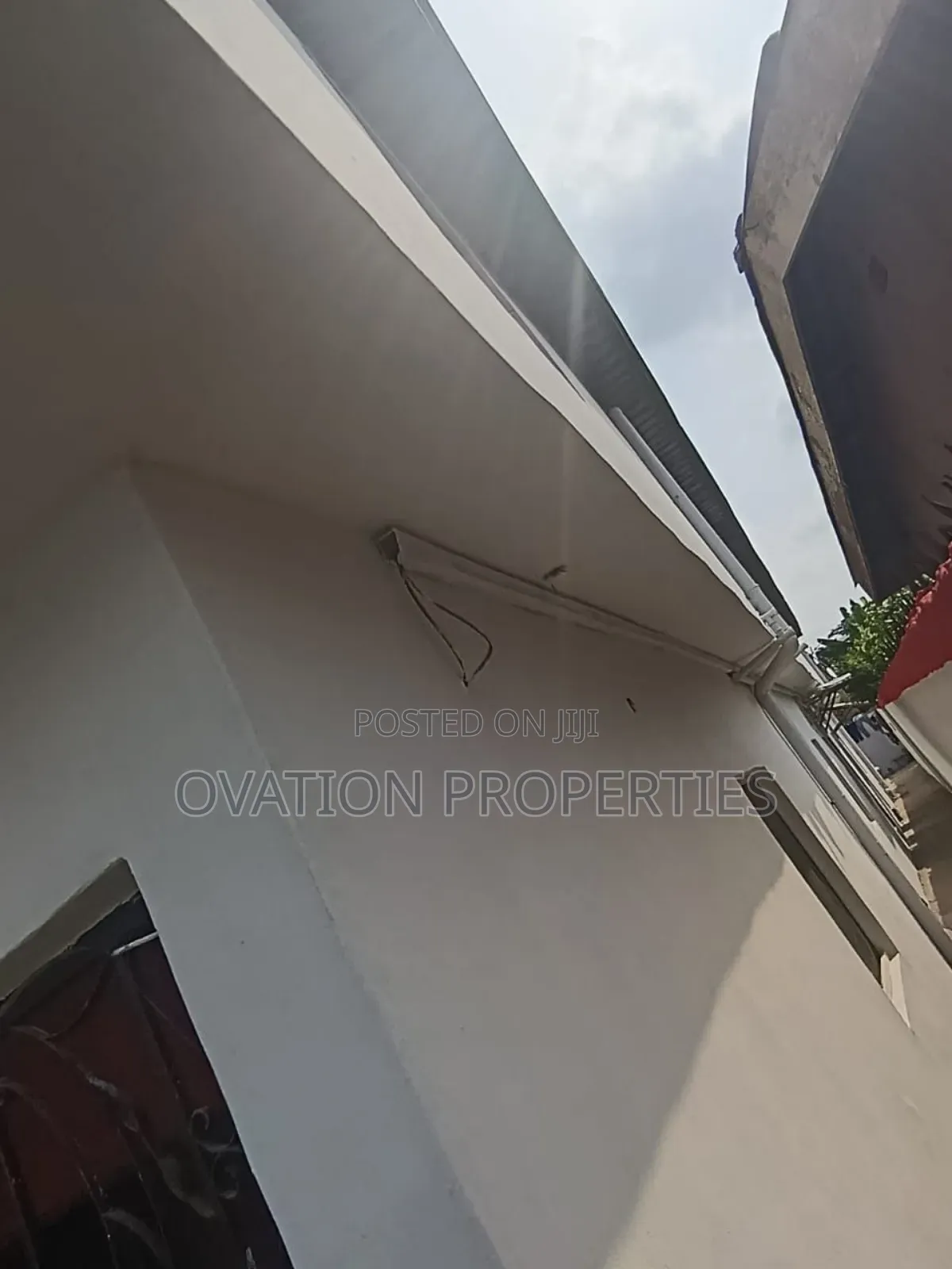 2bdrm Block of Flats in Abaranje for sale