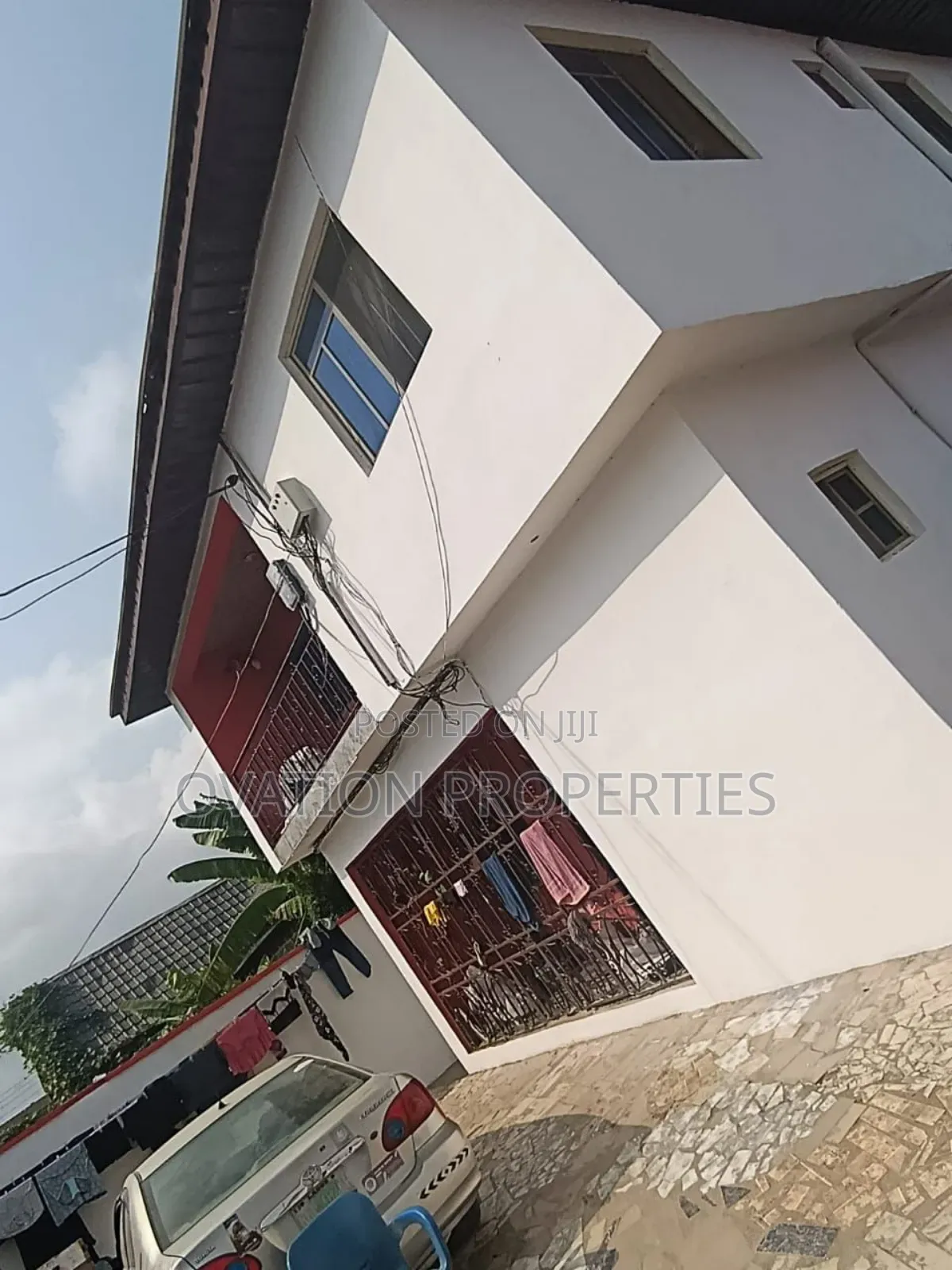 2bdrm Block of Flats in Abaranje for sale