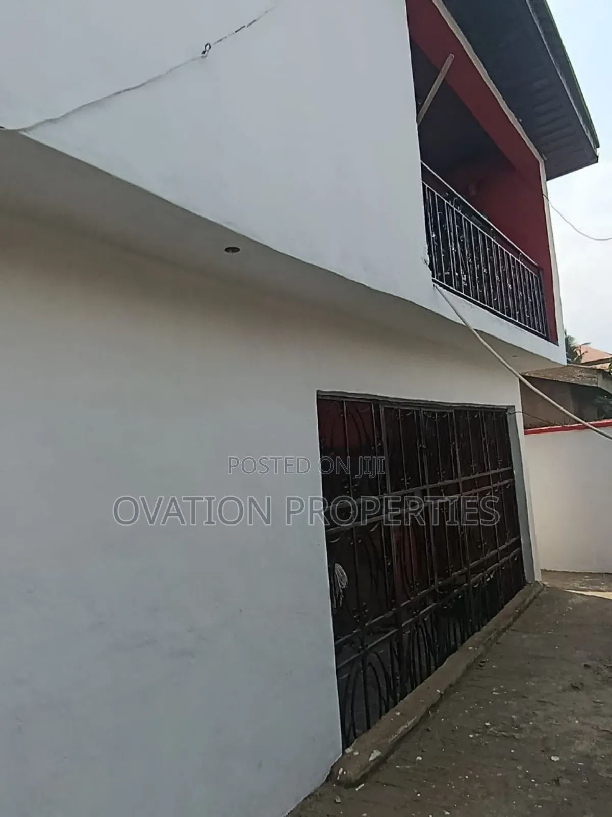 2bdrm Block of Flats in Abaranje for sale