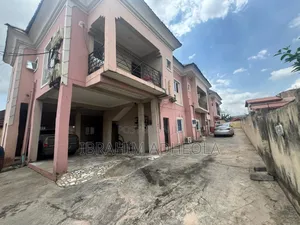 2bdrm Block of Flats in River Valley Estate, Berger for sale