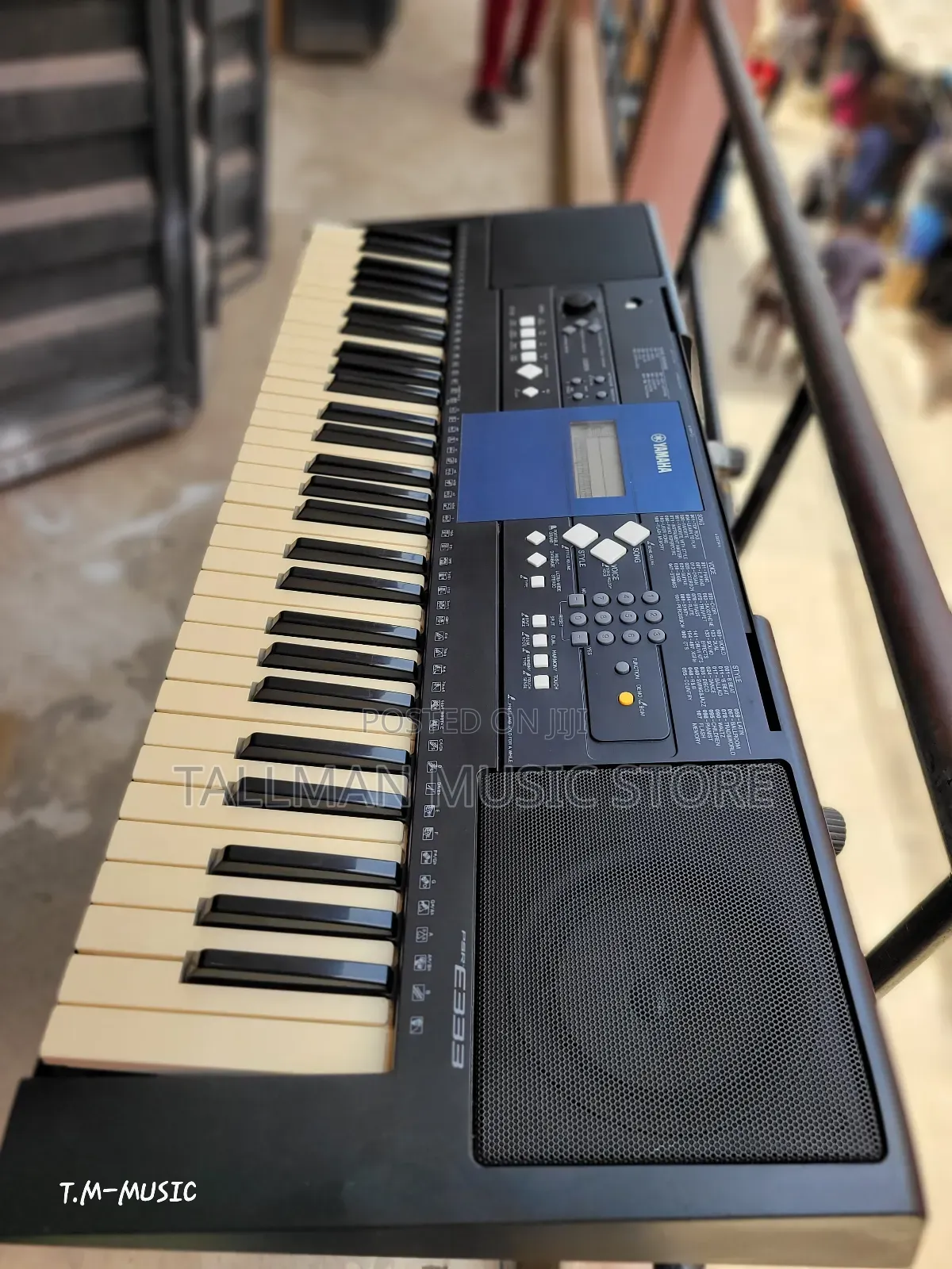 Yamaha PSR E333