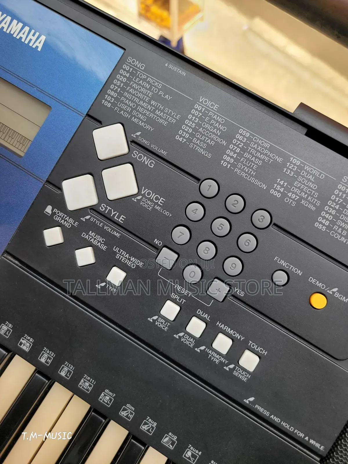 Yamaha PSR E333