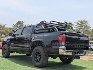 Toyota Tacoma 2020 Black