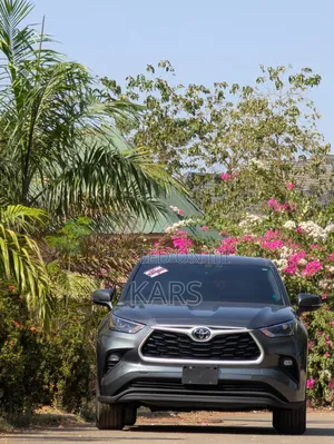Toyota Highlander LE AWD 2023 Gray