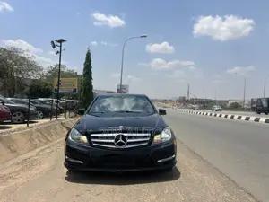 Mercedes-Benz C300 Sport 4Matic Sedan AWD (3.5L 6cyl 7A) 2013 Black