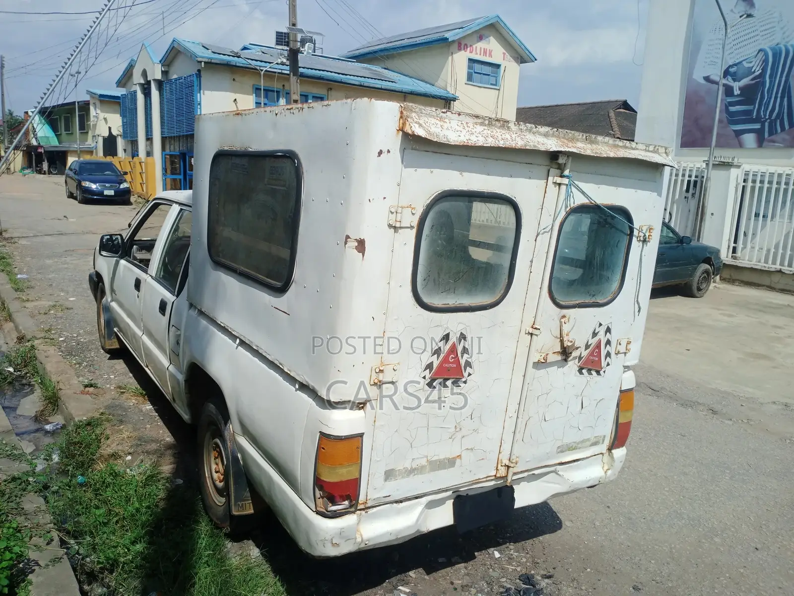 Mitsubishi L200 1998 White