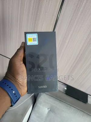New Samsung Galaxy S20 128 GB Black