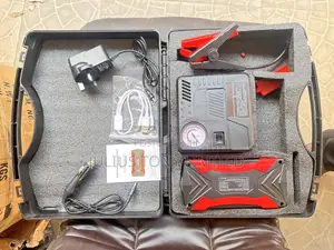 Portable Car Emergency Kit Jump Starter Air Compressor 99800mah
