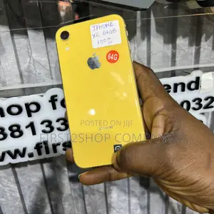 Apple iPhone XR 64 GB Yellow