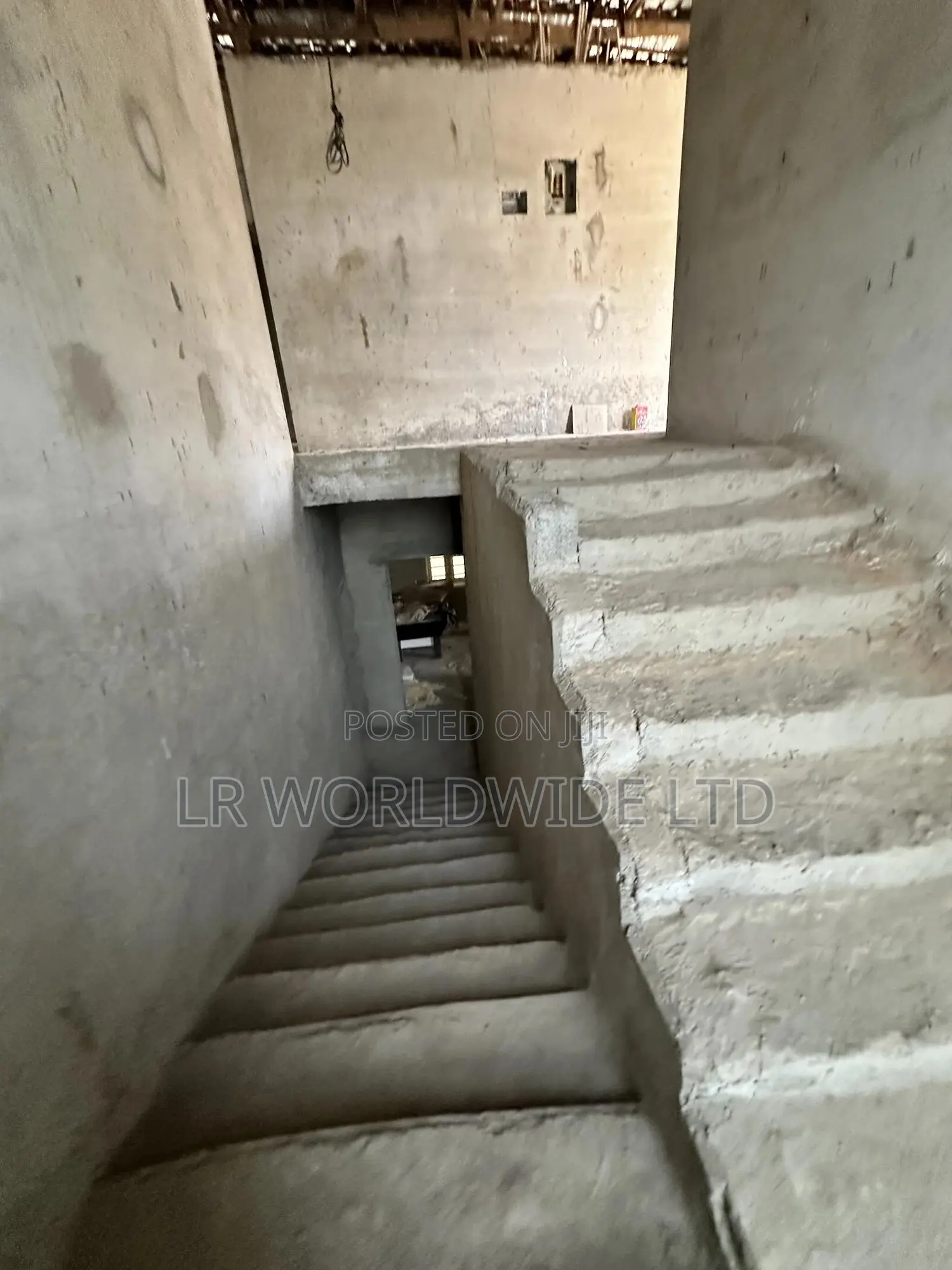 5bdrm Duplex In Lugbe District For Sale
