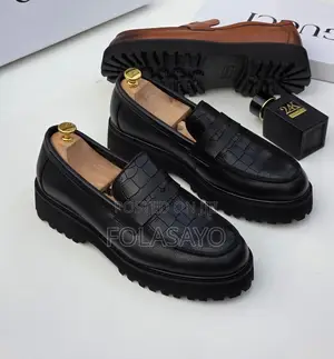 Office Quality Fully Boxed Shoeand It’S Available in All Sizes