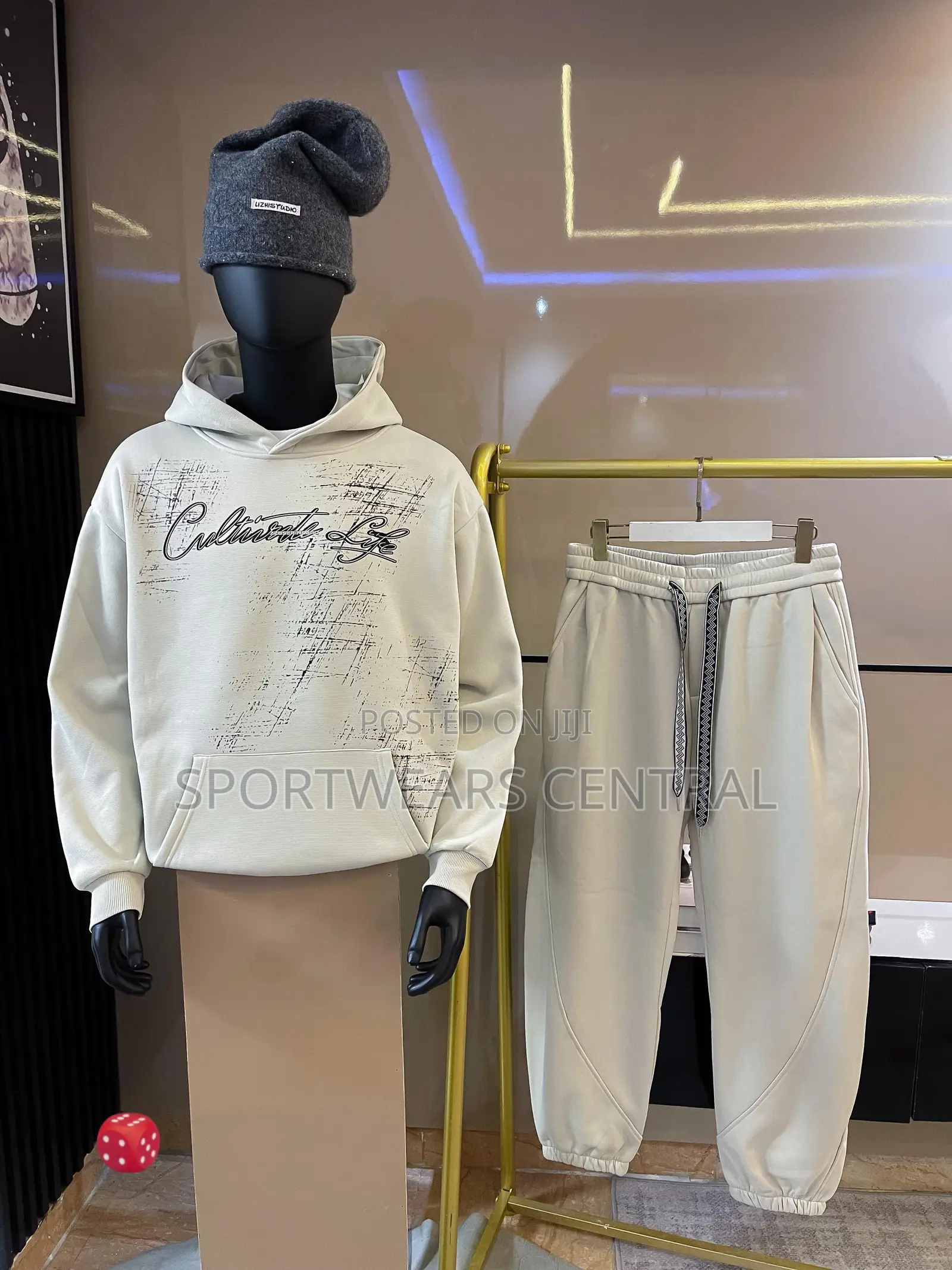Luxury Trending Tracksuit Set