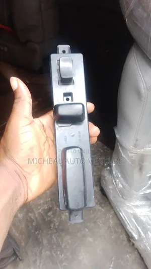 Seat Controller for Hyundai Sonata 2012.