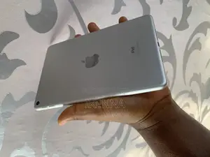 Apple iPad mini 5 64 GB White