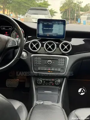 Mercedes-Benz CLA-Class 2014 Black