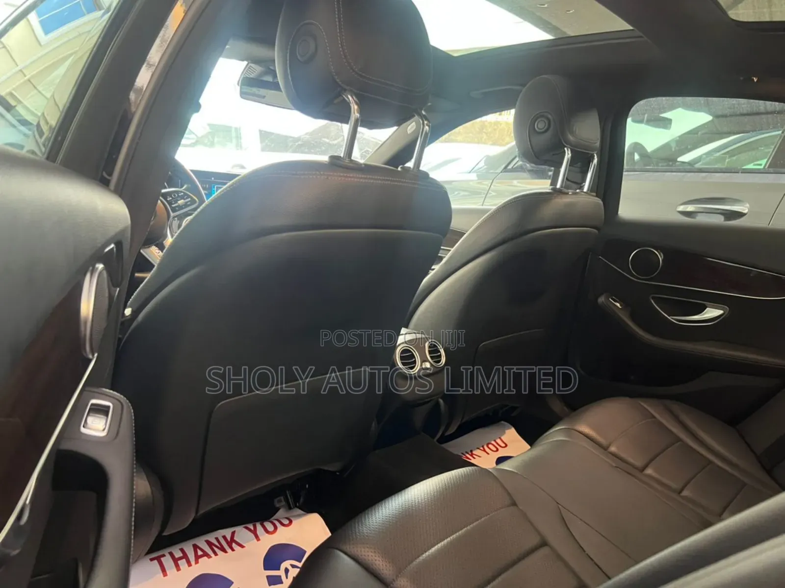Mercedes-Benz C300 2020 Blue