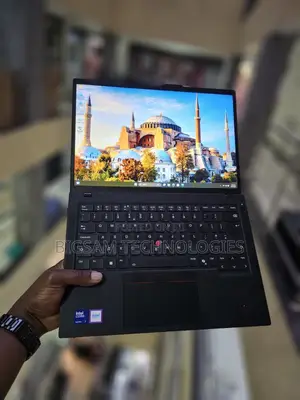Laptop Lenovo Thinkpad x13 Yoga 16GB Intel Core i7 SSD 512GB