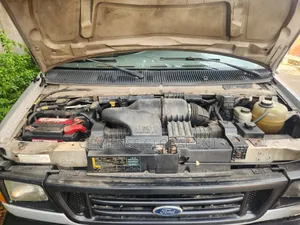 Ford E250 2006 Silver
