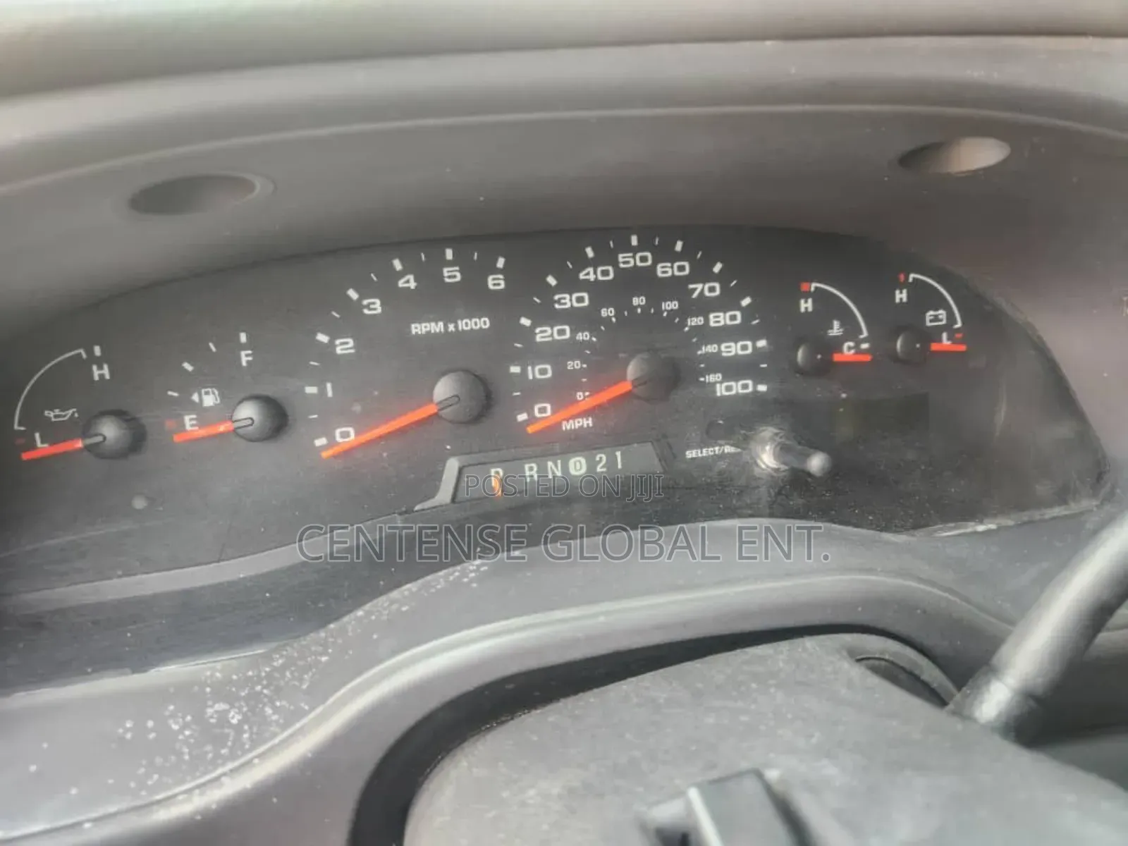 Ford E250 2006 Silver