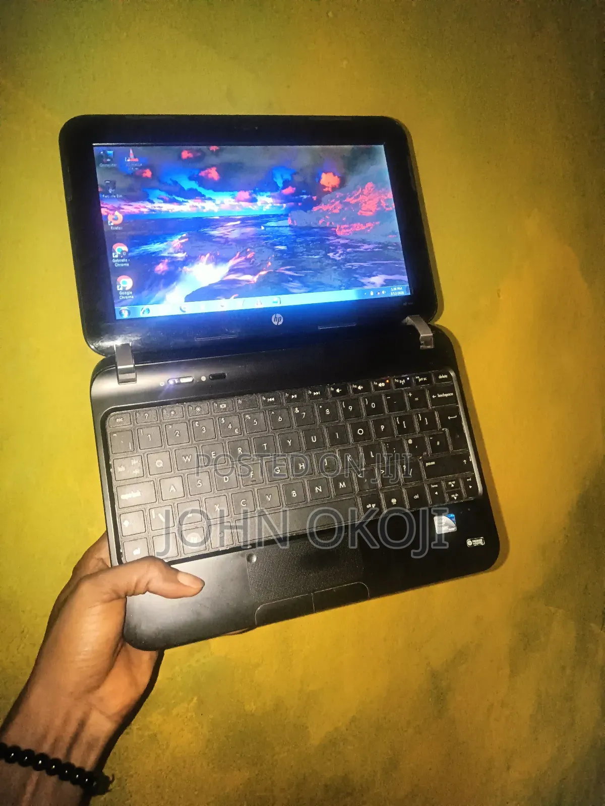 Laptop HP 15 2GB Intel Atom HDD 320GB