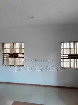 3bdrm Block of Flats in Gowon Estate, Egbeda for rent